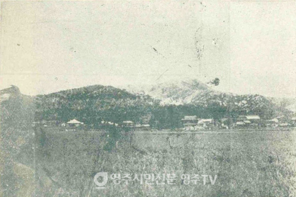 영주동 일대의 옛모습(1910년대) 철탄산 아래 가학루가 보임
