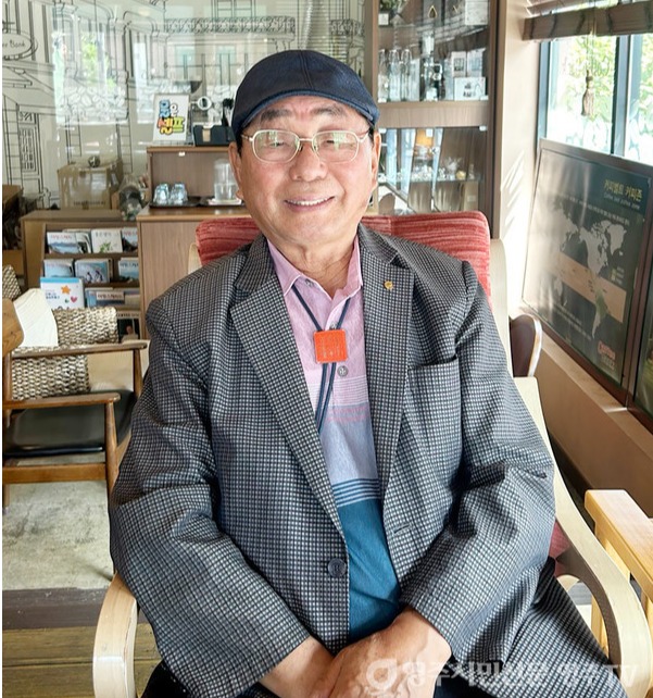 박근칠 아동문학가