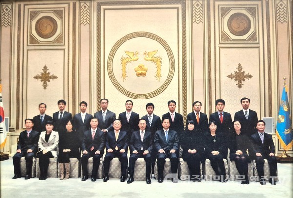 이명박대통령과 직원들