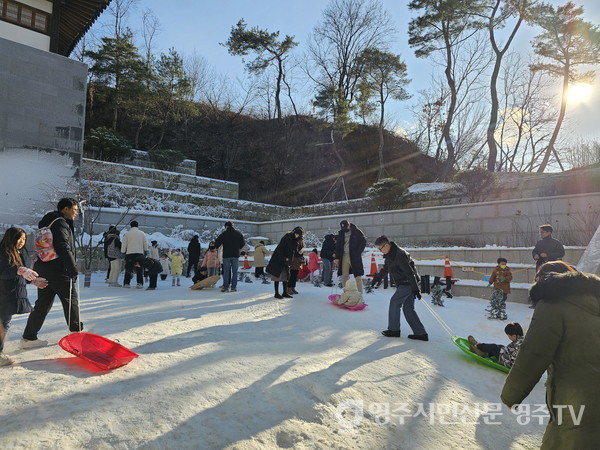 (참고사진) 윈터페스티벌_하얀언덕 놀이터
